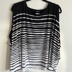 Chicos black and white top